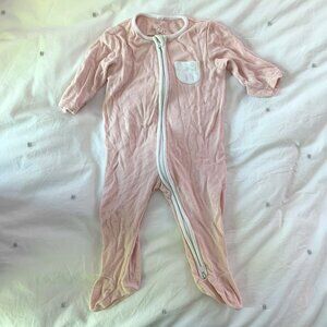 Baby Mori Clever Zip Footie Pajamas in Blush Stripe size 3-6 months